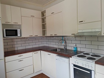 Vuokrataan 41,5m2 valoisa yksiö Härmälästä