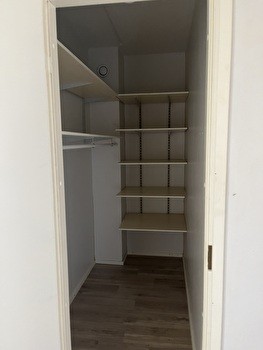 Vuokrataan tilava kaksio Hervannasta