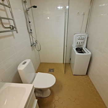 Kaksio liki keskustaa