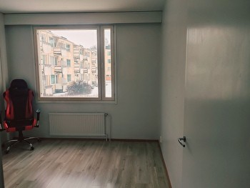 Private Room in Shared Apartment Between Hervanta & City Centre