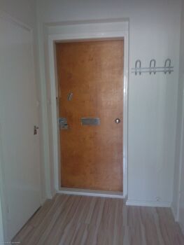 Rauhallinen 1 h + kk kivenheiton päässä TAYS:ista ja TAMK:ista