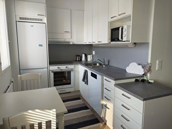 Kalustettu yksiö kesäksi