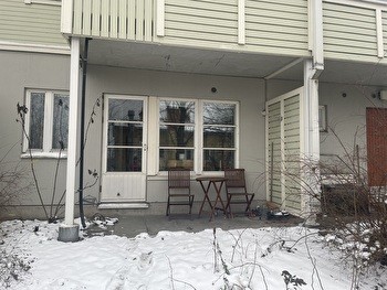  viihtyisä 23-neliön vastikään remontoitu ja kalustettu yksiö Pispalassa.