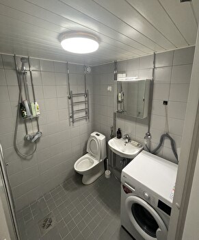  viihtyisä 23-neliön vastikään remontoitu ja kalustettu yksiö Pispalassa.