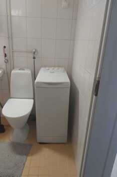 Huone kolmiosta vuokrattavana kesän ajaksi