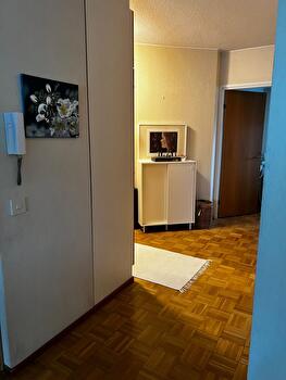 Vuokralle tarjotaan 130 m² läpitalon asunto Tampereen ydinkeskustassa