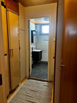 Vuokralle tarjotaan 130 m² läpitalon asunto Tampereen ydinkeskustassa