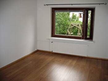 Tampere Härmälä hyväkuntoinen iso yksiö 41,5 m2
