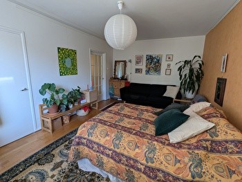 Annetaan vuokralle 20 m² huone kaksiosta Kissanmaalla