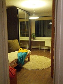 Renting a spacious, good conditioned and furnished apartment at Armonkallio
