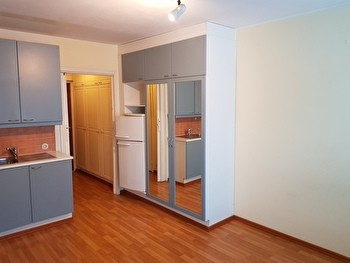 Yksiö Itsenäisyydenkadulla