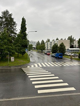 Hyväkuntoinen 2h+k Hakametsän hallin vierestä koulujen läheltä