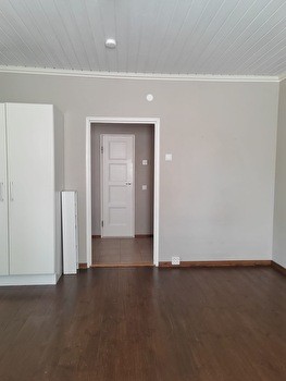 Vuokrataan 41,5m2 valoisa yksiö Härmälästä