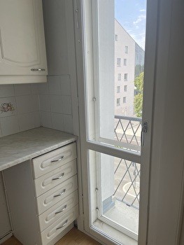 Yksiö lähellä oppilaitoksia