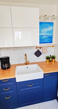 Furnished studio apartment for rent, also suitable for two people