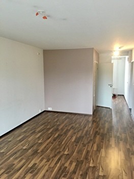 Hyväkuntoinen 2h+k Hakametsän hallin vierestä koulujen läheltä