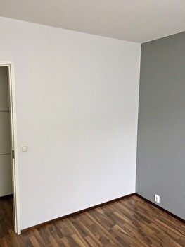 Hyväkuntoinen 2h+k Hakametsän hallin vierestä koulujen läheltä