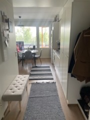 PARVEKKEELLINEN YKSIÖ YLIOPISTON VIERESTÄ
