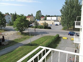 Edullinen, kalustettu  45 m2 kaksio kivitalosta