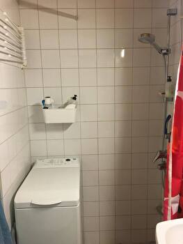 YDINKESKUSTA  YLIMMÄN KERROKSEN  YKSIÖ