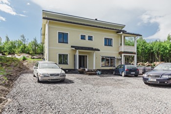 Tarjoamme vuokralle uudehkon omakotitalon Kangasalan Ruutanasta neljälle opiskelijalle
