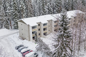 Sääksjärvellä iso saunallinen kaksio hyvien kulkuyhteyksien varrella