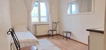 Asunto yliopiston lähellä
